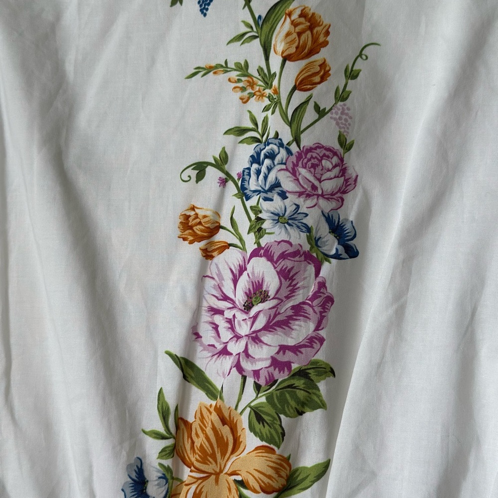 NWOT White Beach Dress with bright florals SZ Large/ Button down/ Vacation - Picture 8 of 12